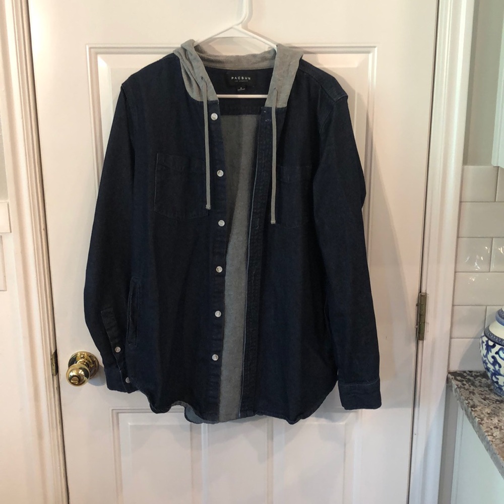 Light denim jacket with hoodie